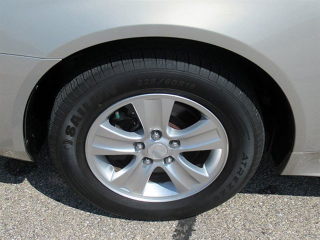Used 2012 Chevrolet Impala LS FWD image 11
