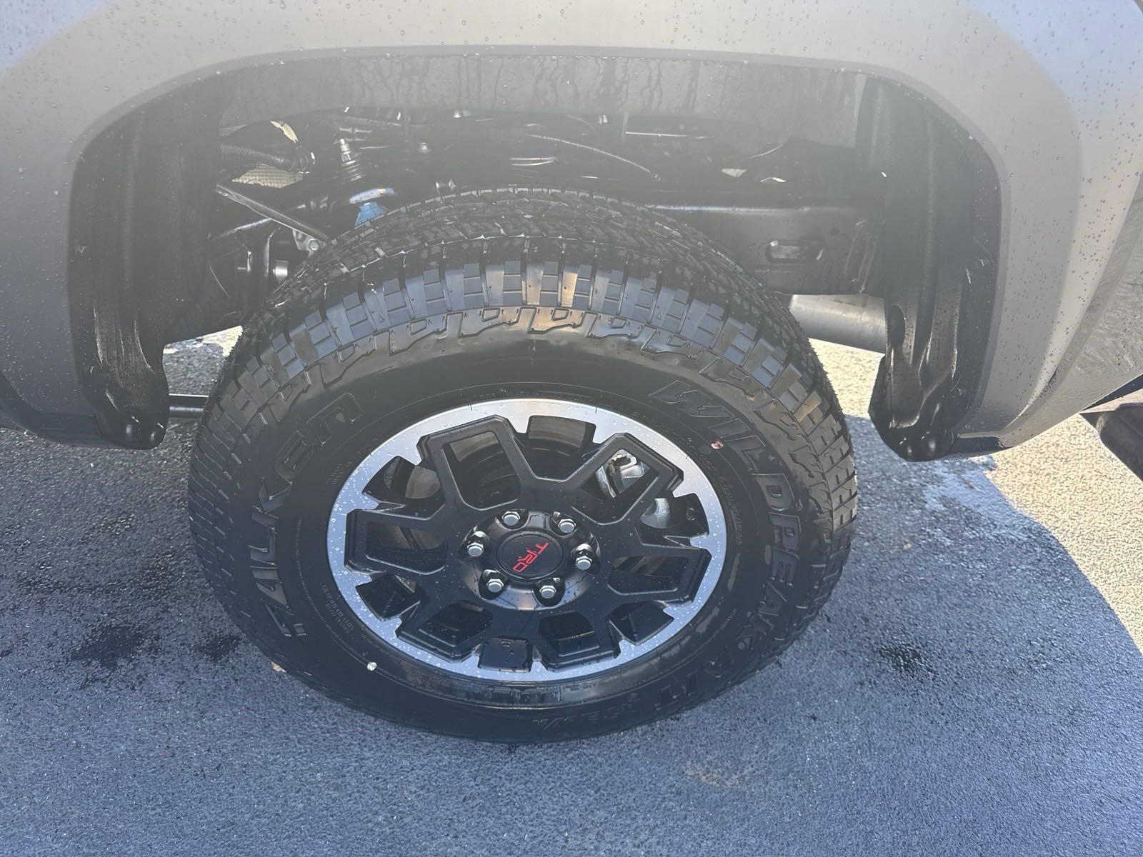 Used 2024 Toyota Tacoma TRD Off-Road image 12