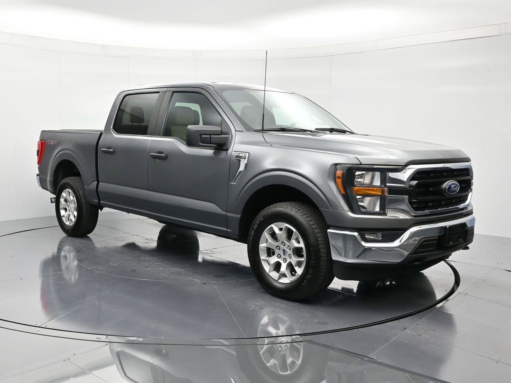 Used 2023 Ford F150 XLT image 3