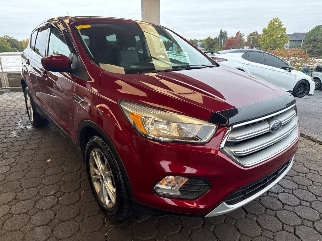 Used 2017 Ford Escape SE AWD/4WD image 4