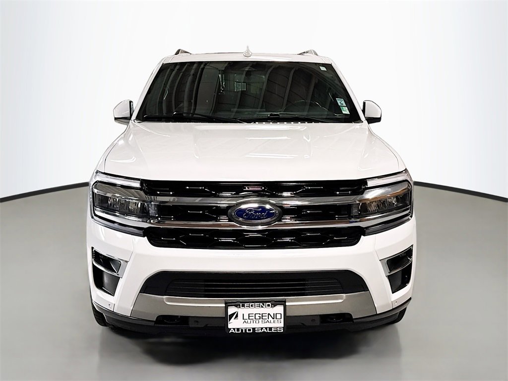 Used 2023 Ford Expedition Limited image 2