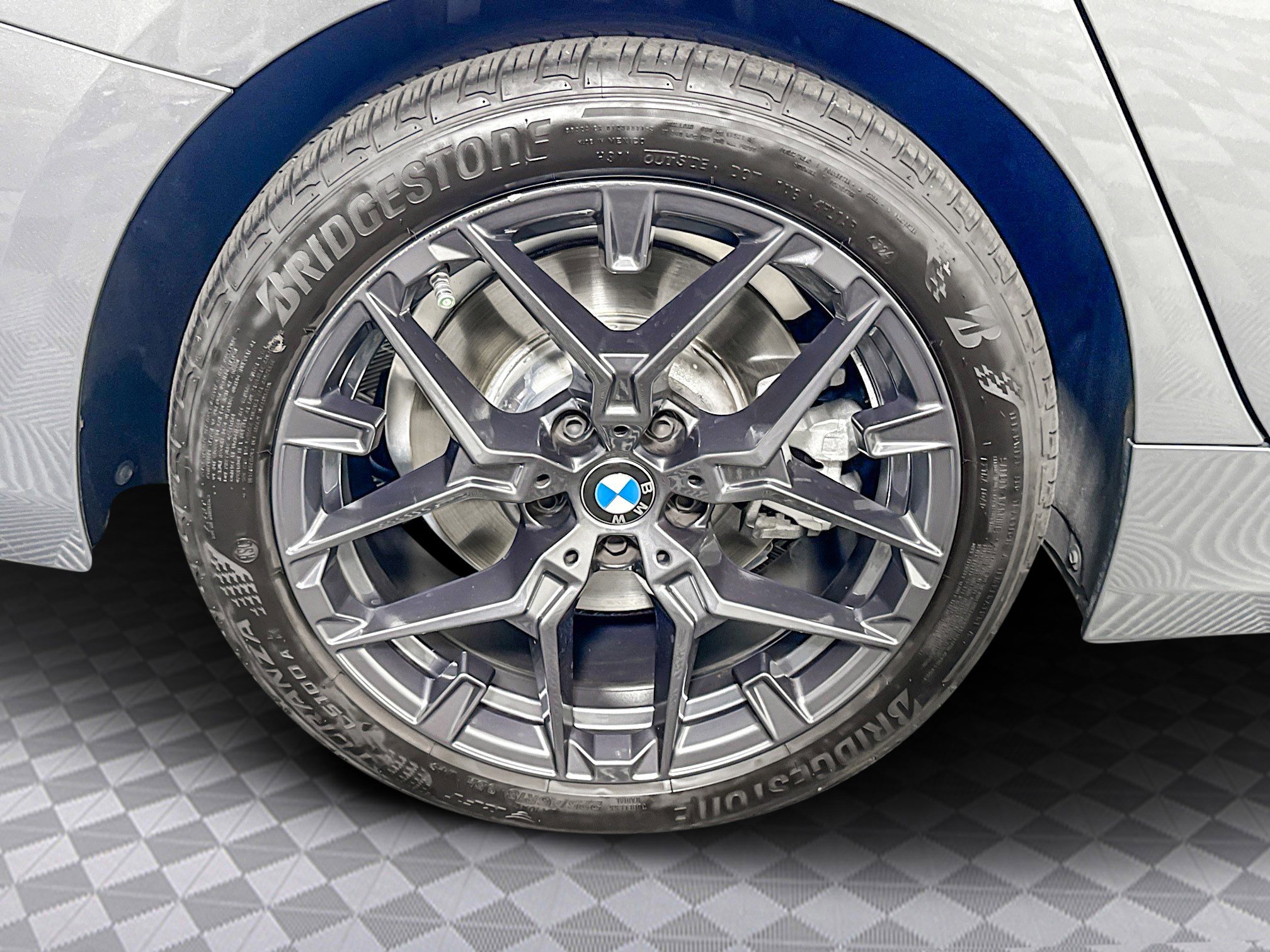 Used 2025 BMW 330i Sedan image 29