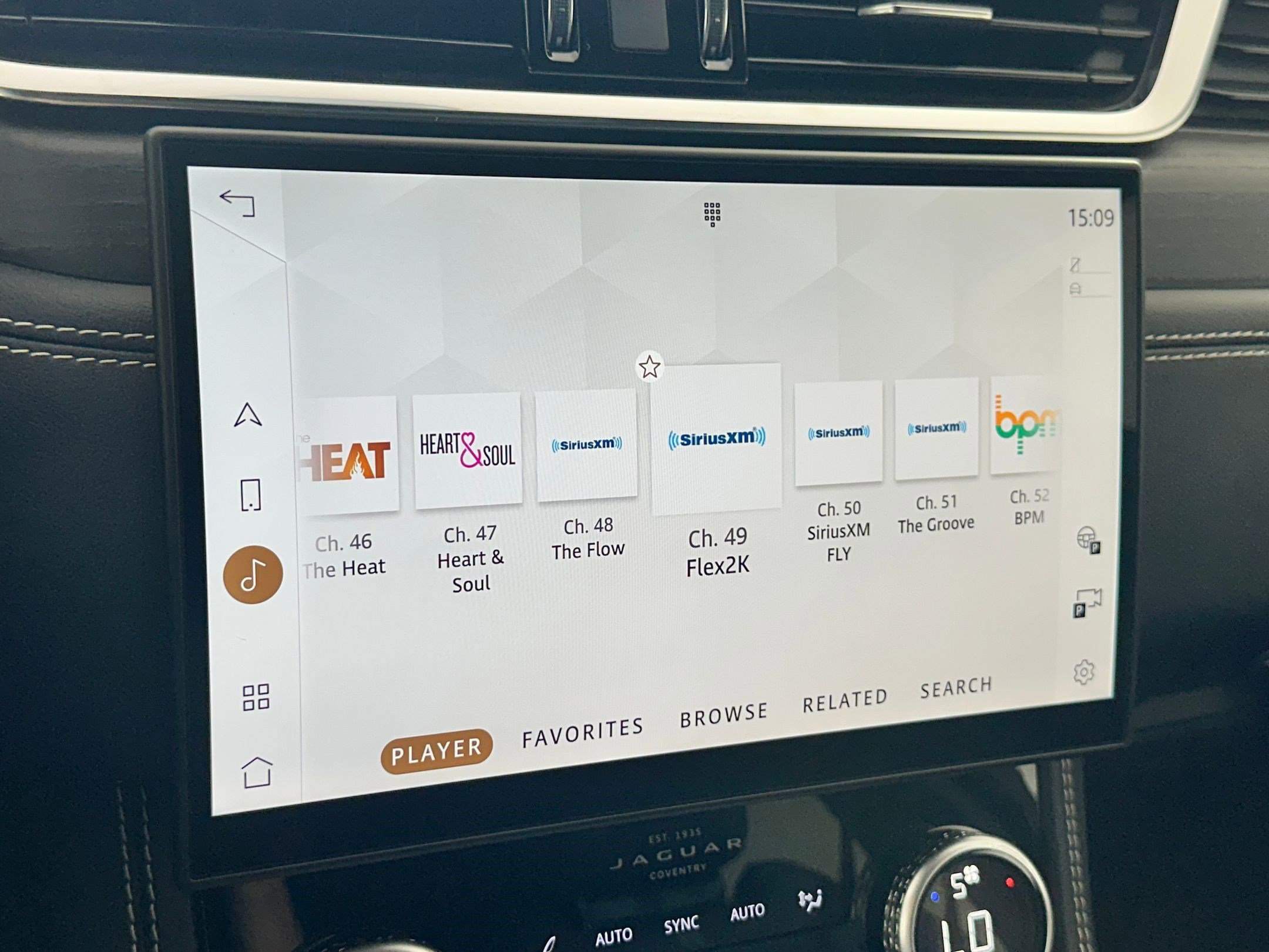 New 2026 Jaguar F-PACE R-Dynamic S image 23