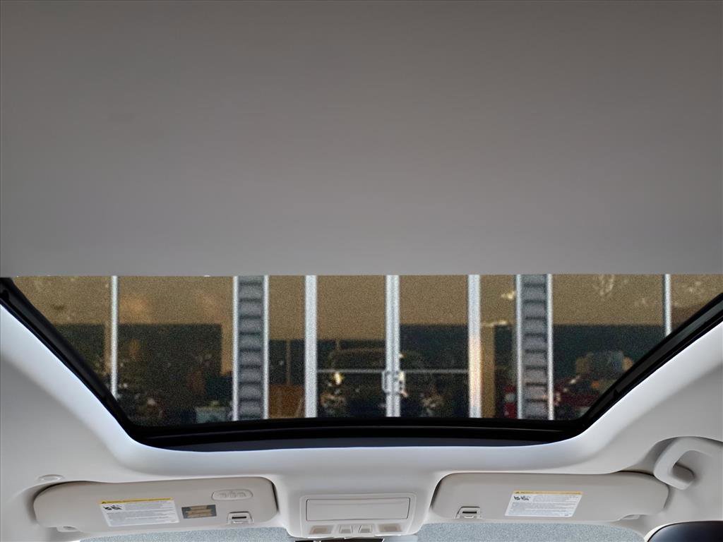 Used 2022 Ford Escape Titanium image 23