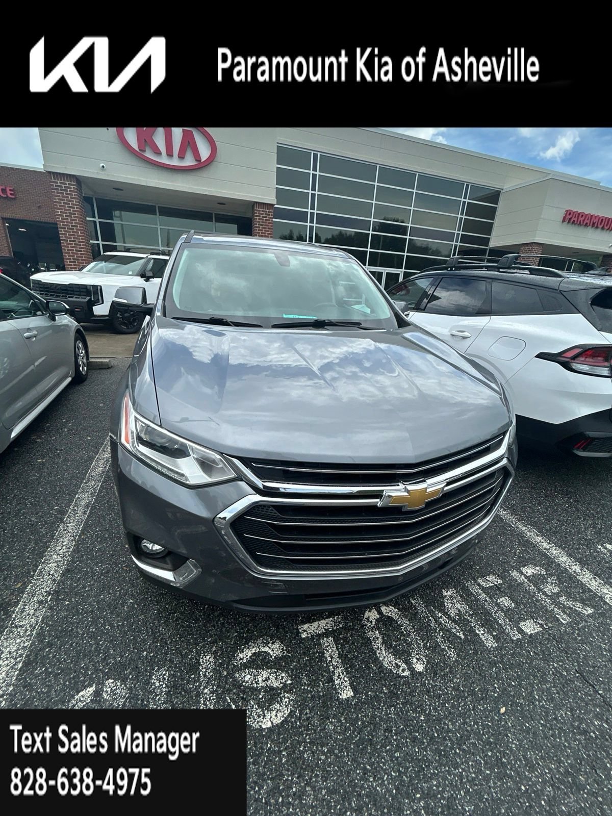 Used 2018 Chevrolet Traverse LT AWD/4WD image 12
