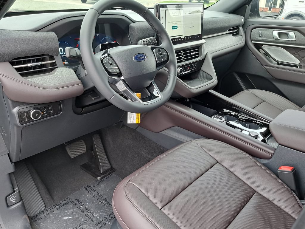 New 2026 Ford Explorer Platinum w/ LUX Leather Package AWD/4WD image 9