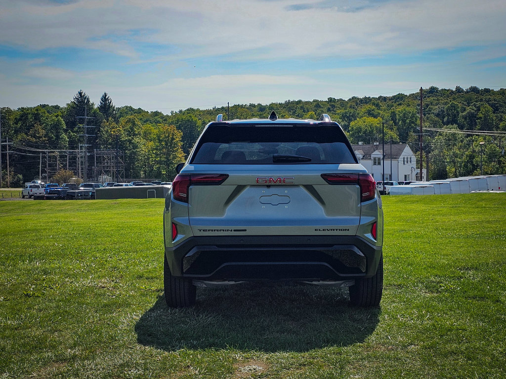 New 2027 GMC Terrain Elevation w/ Elevation Premium Package AWD/4WD image 4