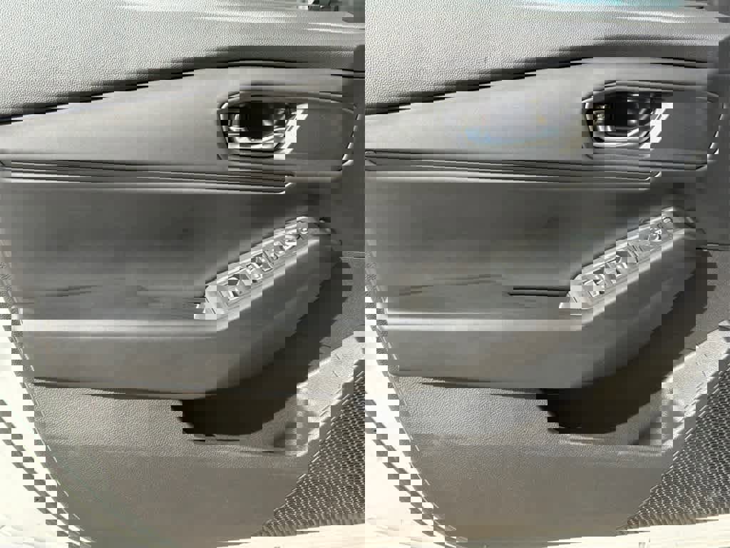 Used 2024 Honda Accord EX image 11