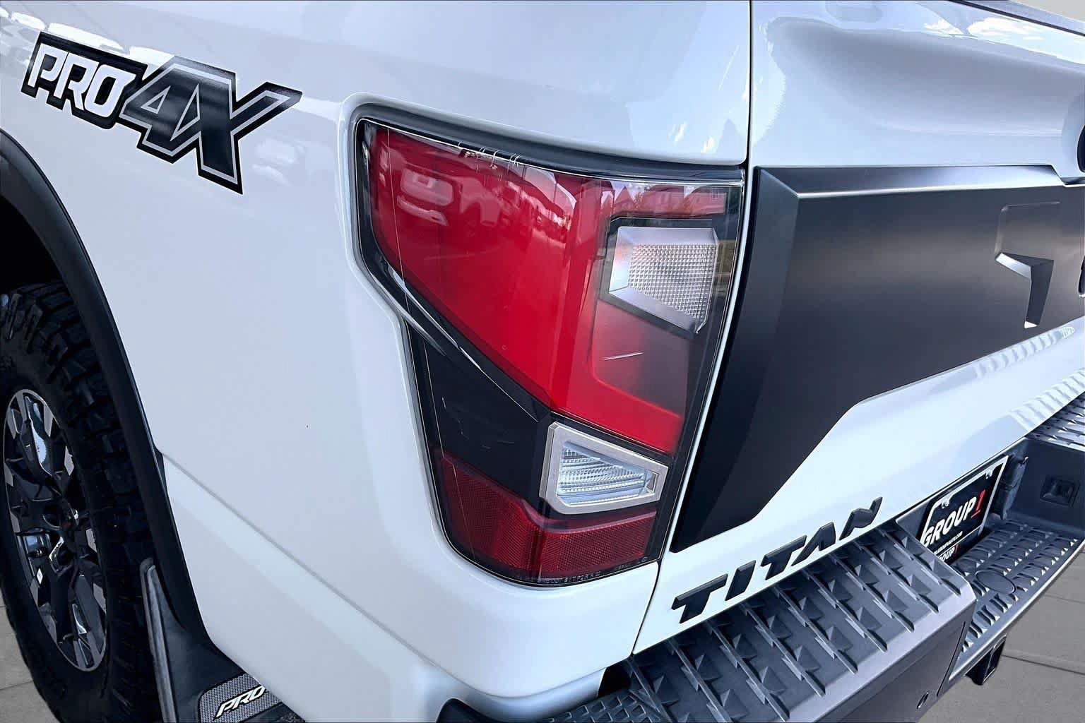 Used 2021 Nissan Titan PRO-4X w/ Pro-4x Convenience Package AWD/4WD image 28
