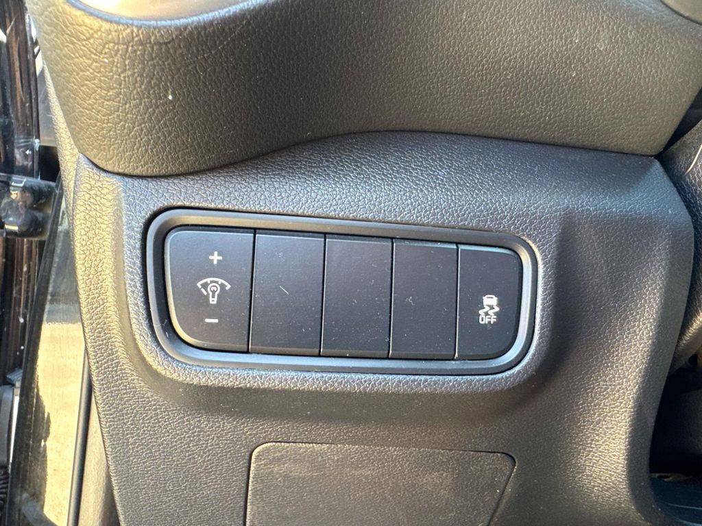 Used 2021 Kia Soul LX FWD image 24