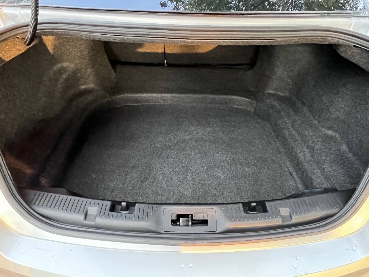 Used 2019 Ford Taurus SHO AWD/4WD image 27