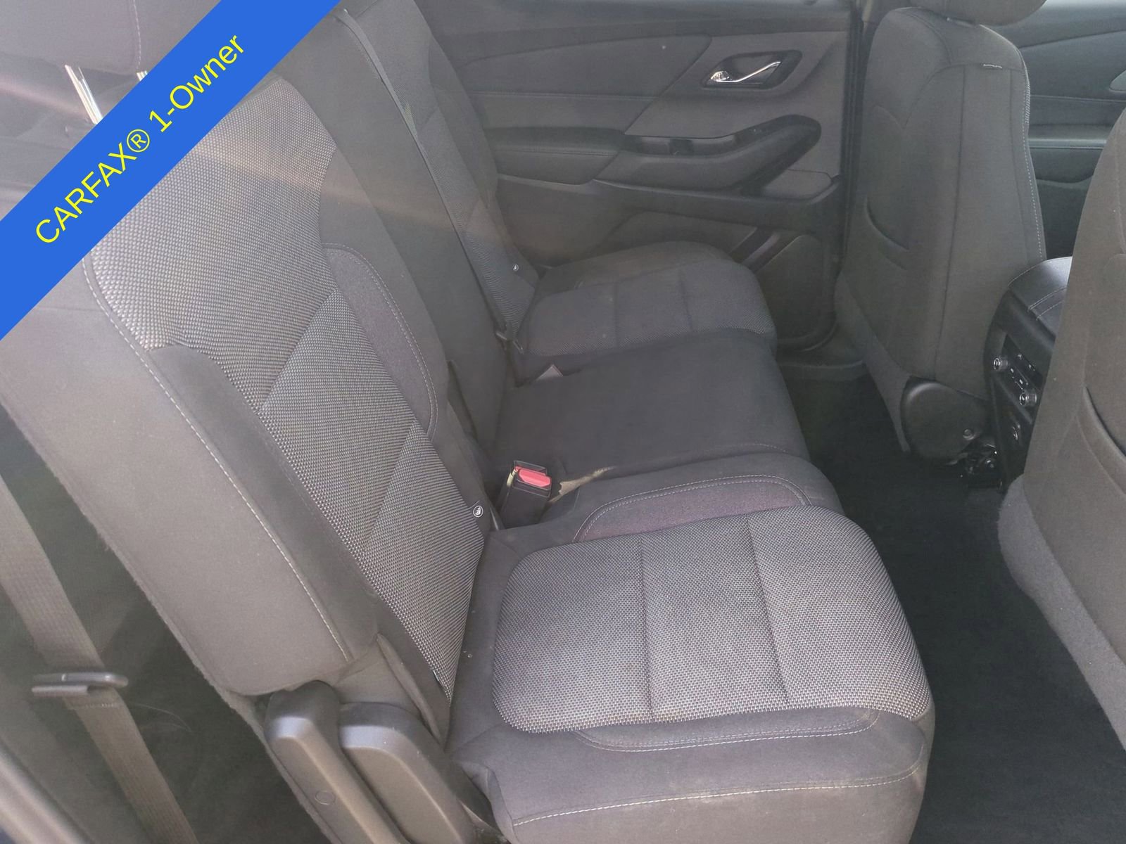 Used 2023 Chevrolet Traverse LT image 21