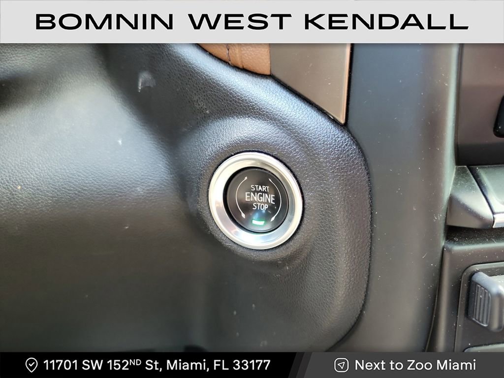 Used 2022 Chevrolet Silverado 2500 High Country w/ Z71 Off-Road Package image 19