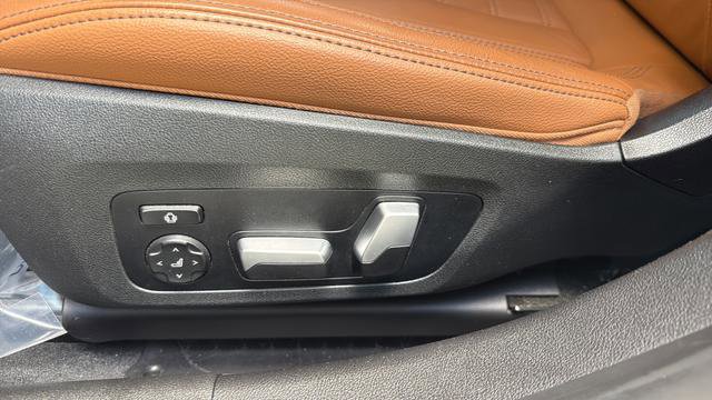 Used 2021 BMW M340i RWD image 12