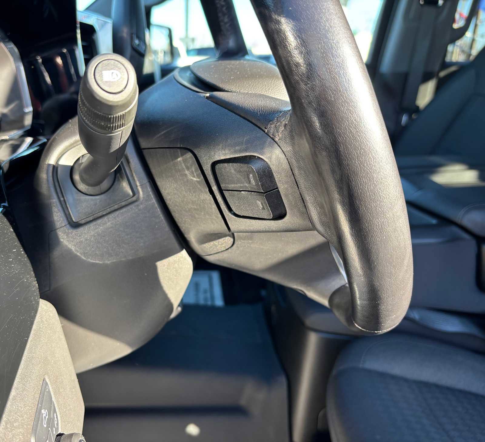 Used 2022 Chevrolet Silverado 1500 LT Trail Boss w/ LPO, Dark Essentials Package image 18