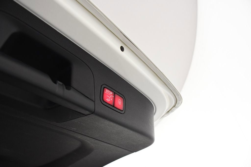 Used 2021 Mercedes-Benz GLS 580 4MATIC image 24