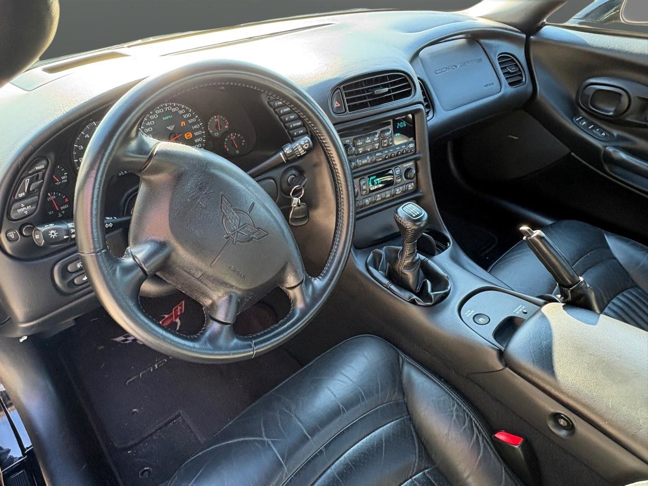 Used 2004 Chevrolet Corvette Convertible w/ Preferred Equipment Group RWD image 23