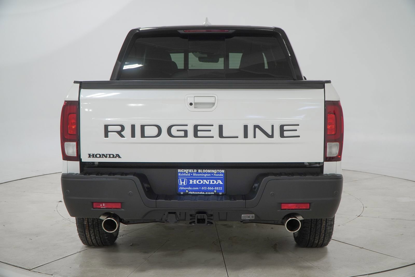 New 2026 Honda Ridgeline Black Edition image 8