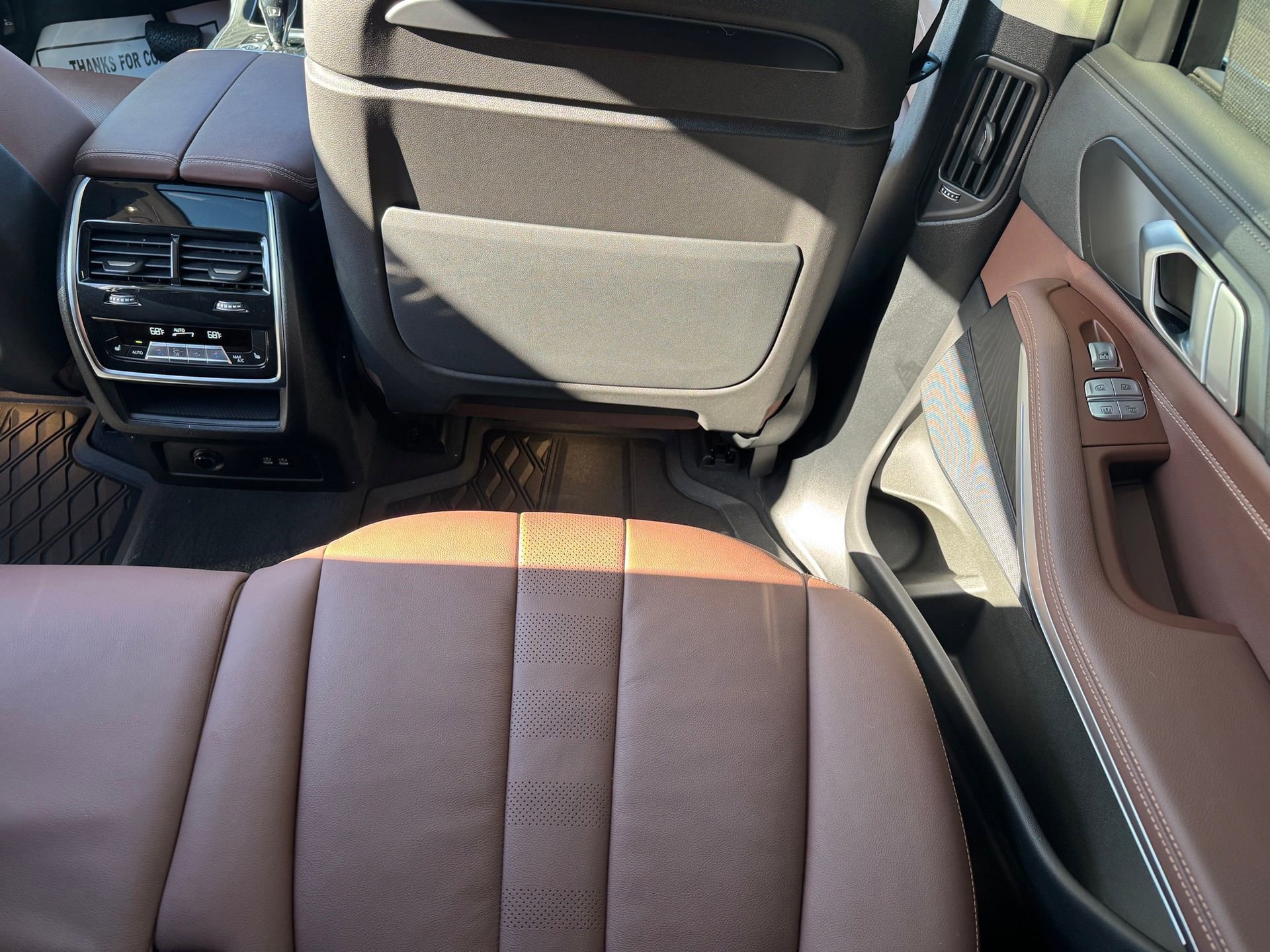 Used 2022 BMW X7 xDrive40i w/ Premium Package image 23