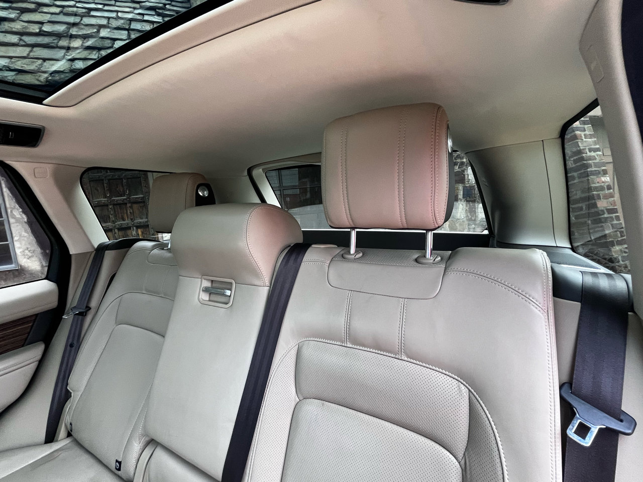 Used 2019 Land Rover Range Rover HSE image 50