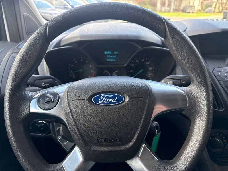 Used 2016 Ford Transit Connect XL image 20