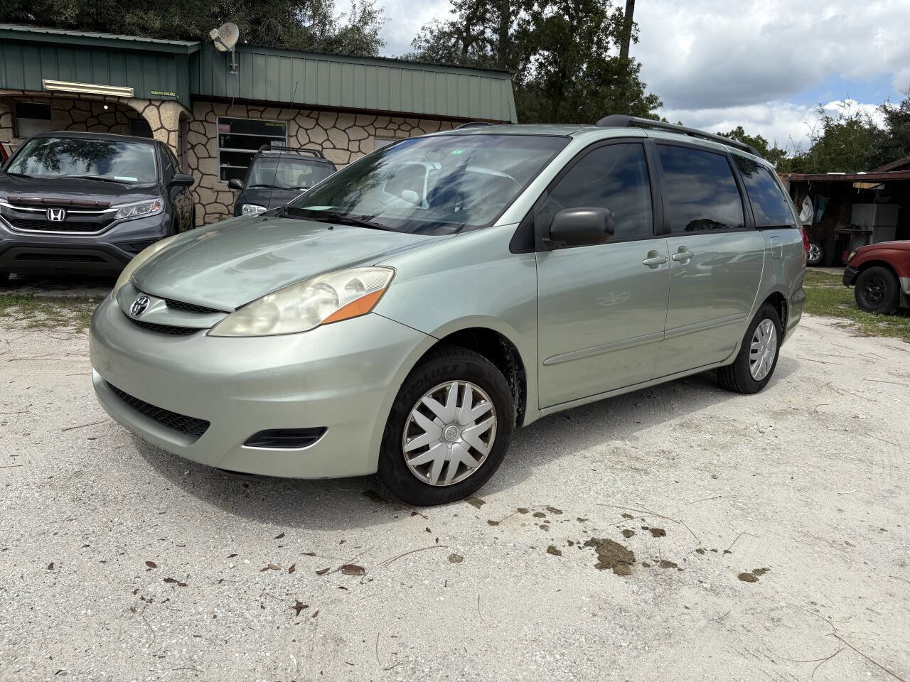 Used 2006 Toyota Sienna CE