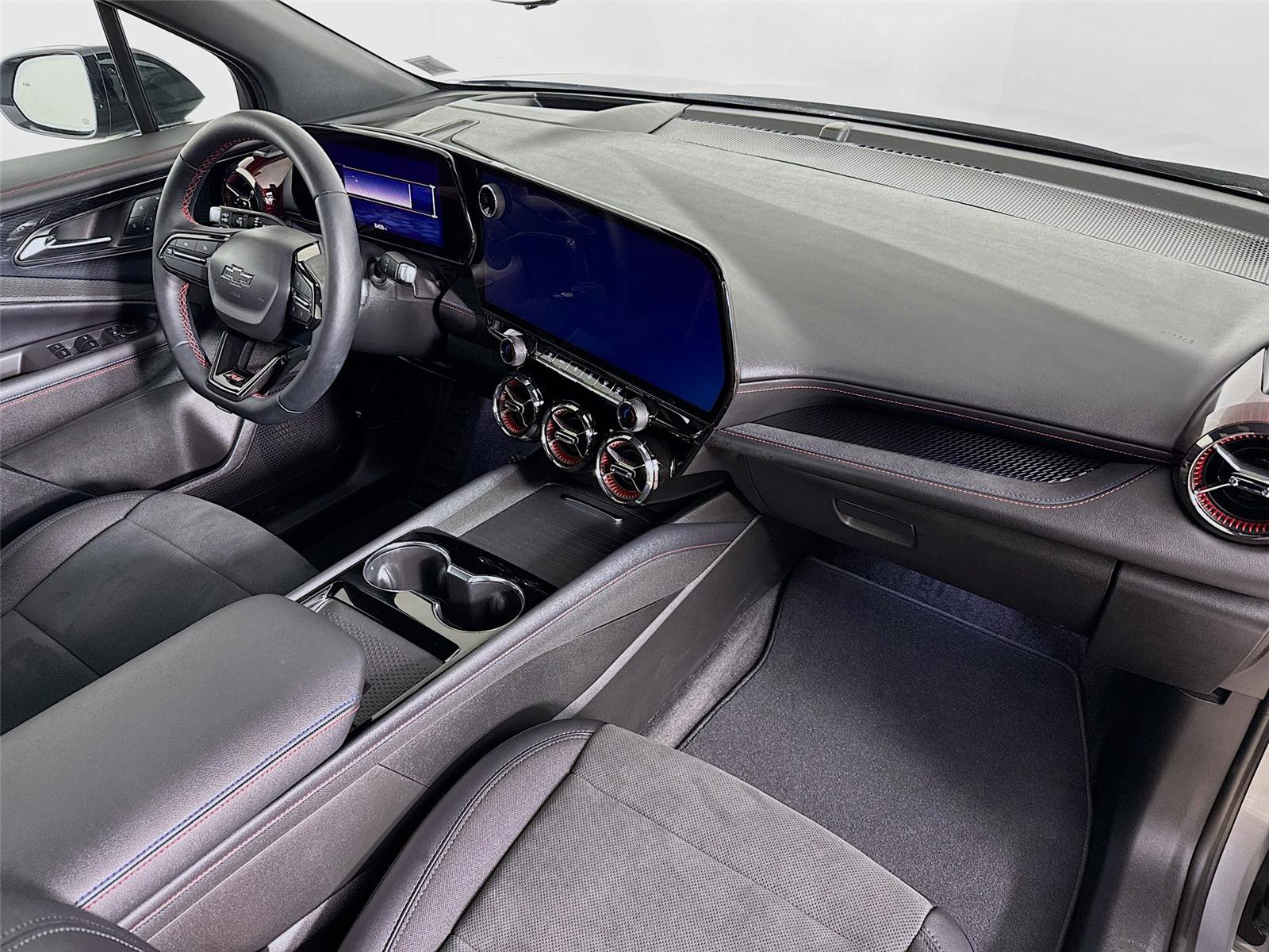 Used 2025 Chevrolet Blazer EV RS image 30