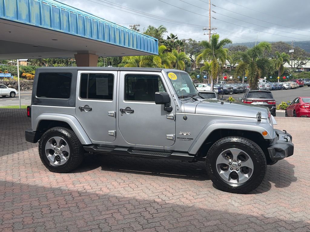 Used 2018 Jeep Wrangler Unlimited Sahara AWD/4WD image 6