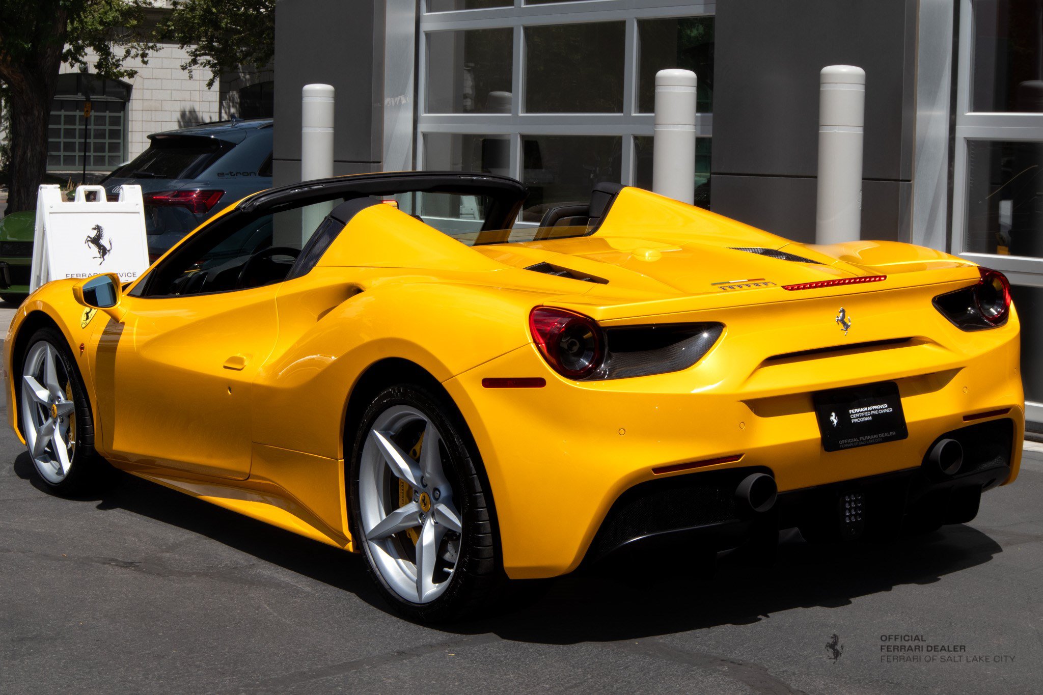 Certified 2019 Ferrari 488 Spider RWD image 3