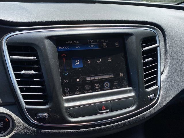 Used 2016 Chrysler 200 Limited w/ Convenience Group FWD image 17