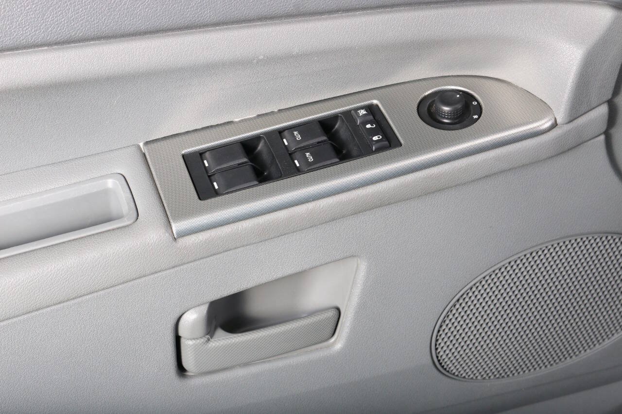 Used 2007 Jeep Grand Cherokee Laredo AWD/4WD image 38