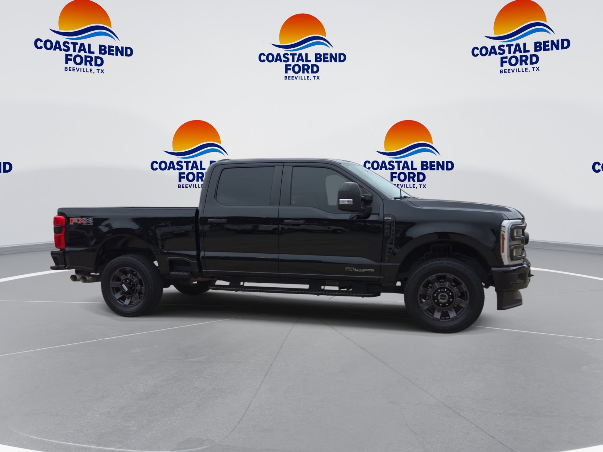 Used 2025 Ford F250 XL w/ STX Appearance Package AWD/4WD image 9