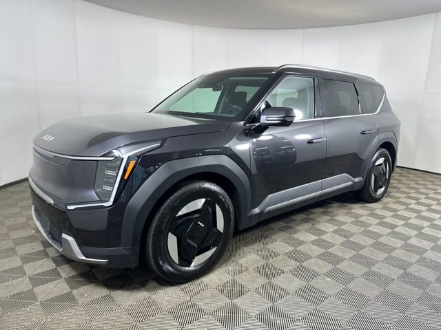 Used 2024 Kia EV9 Wind image 7