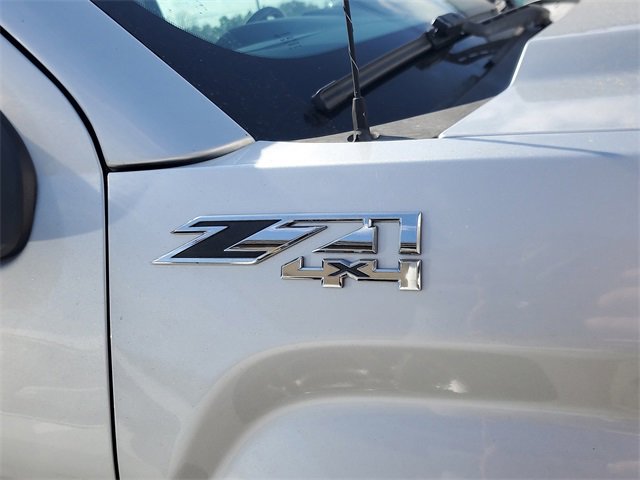 Used 2017 GMC Sierra 1500 SLE w/ Texas SLE Value Package image 5