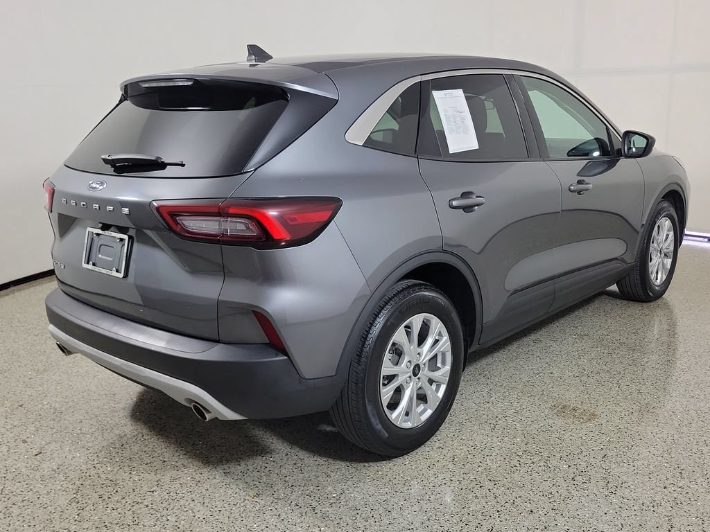 Used 2023 Ford Escape Active FWD image 8