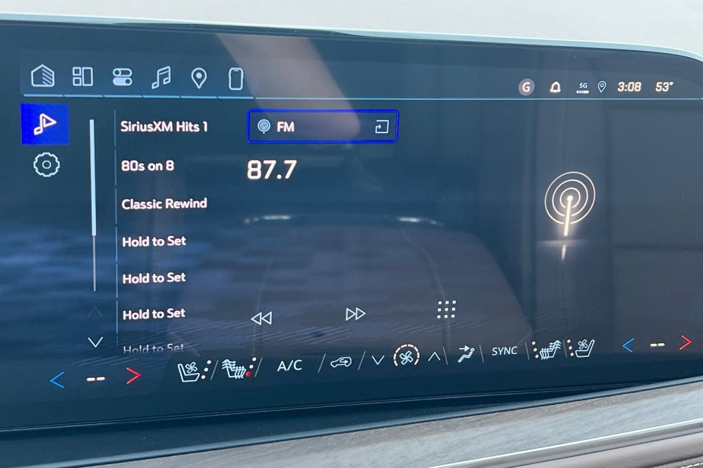 New 2026 Chevrolet Suburban High Country image 17