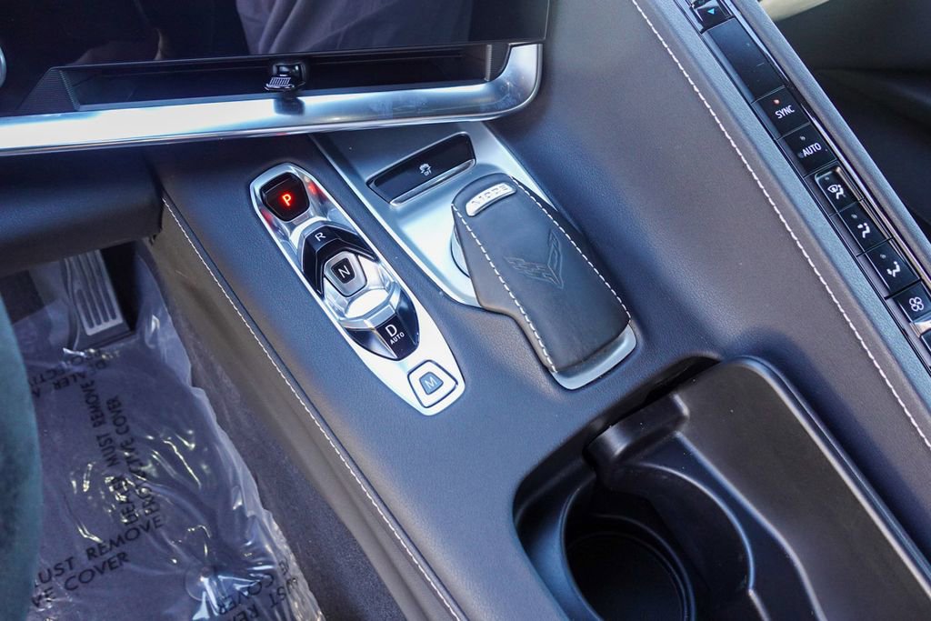 Used 2022 Chevrolet Corvette Stingray Coupe w/ Z51 Performance Package image 29