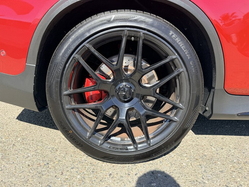 Used 2019 Mercedes-Benz GLC 63 AMG S image 32