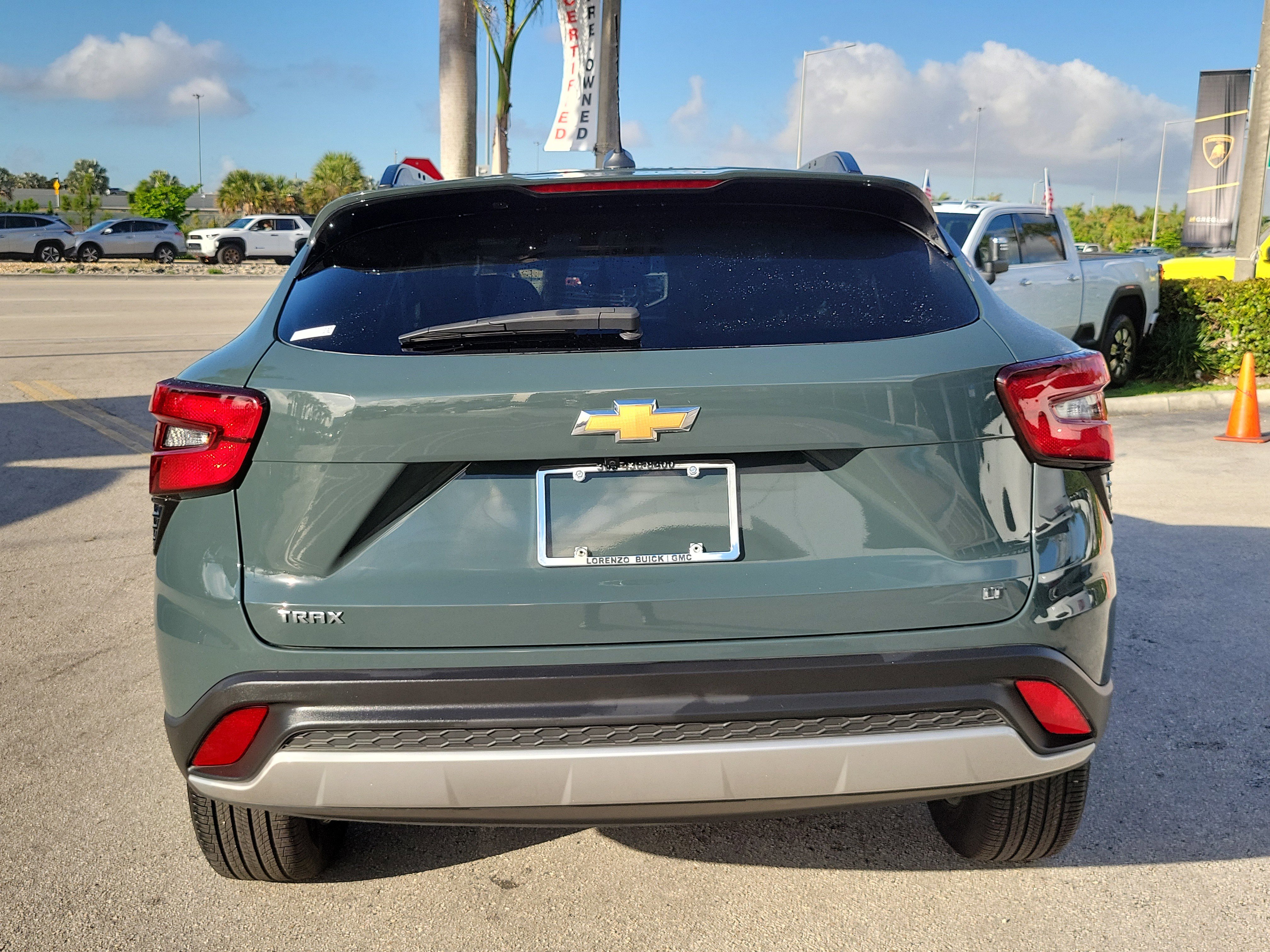 Used 2025 Chevrolet Trax LT image 6