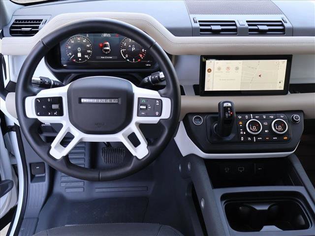 Used 2022 Land Rover Defender 90 X-Dynamic S AWD/4WD image 22