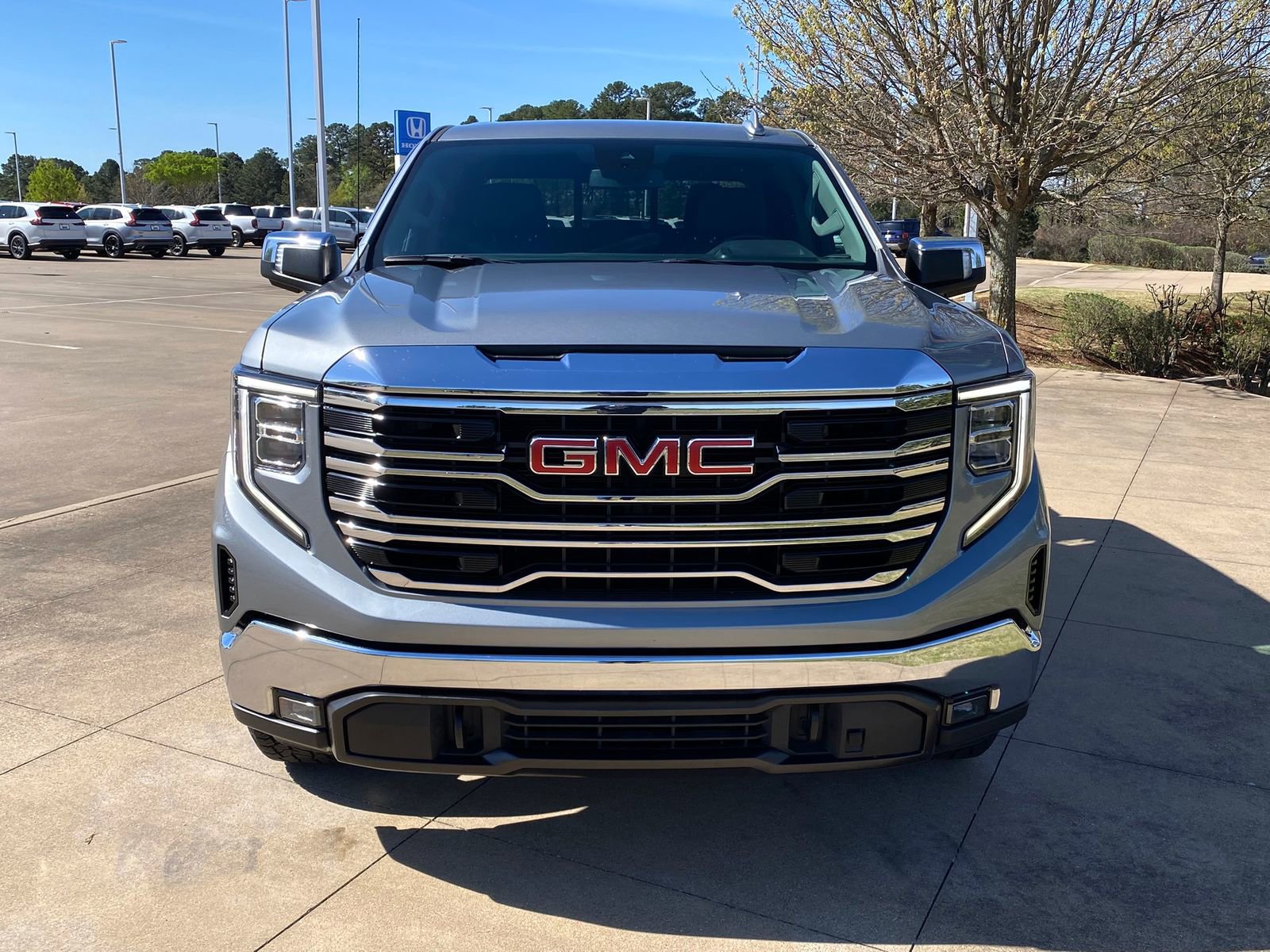 Used 2023 GMC Sierra 1500 SLT AWD/4WD video 2