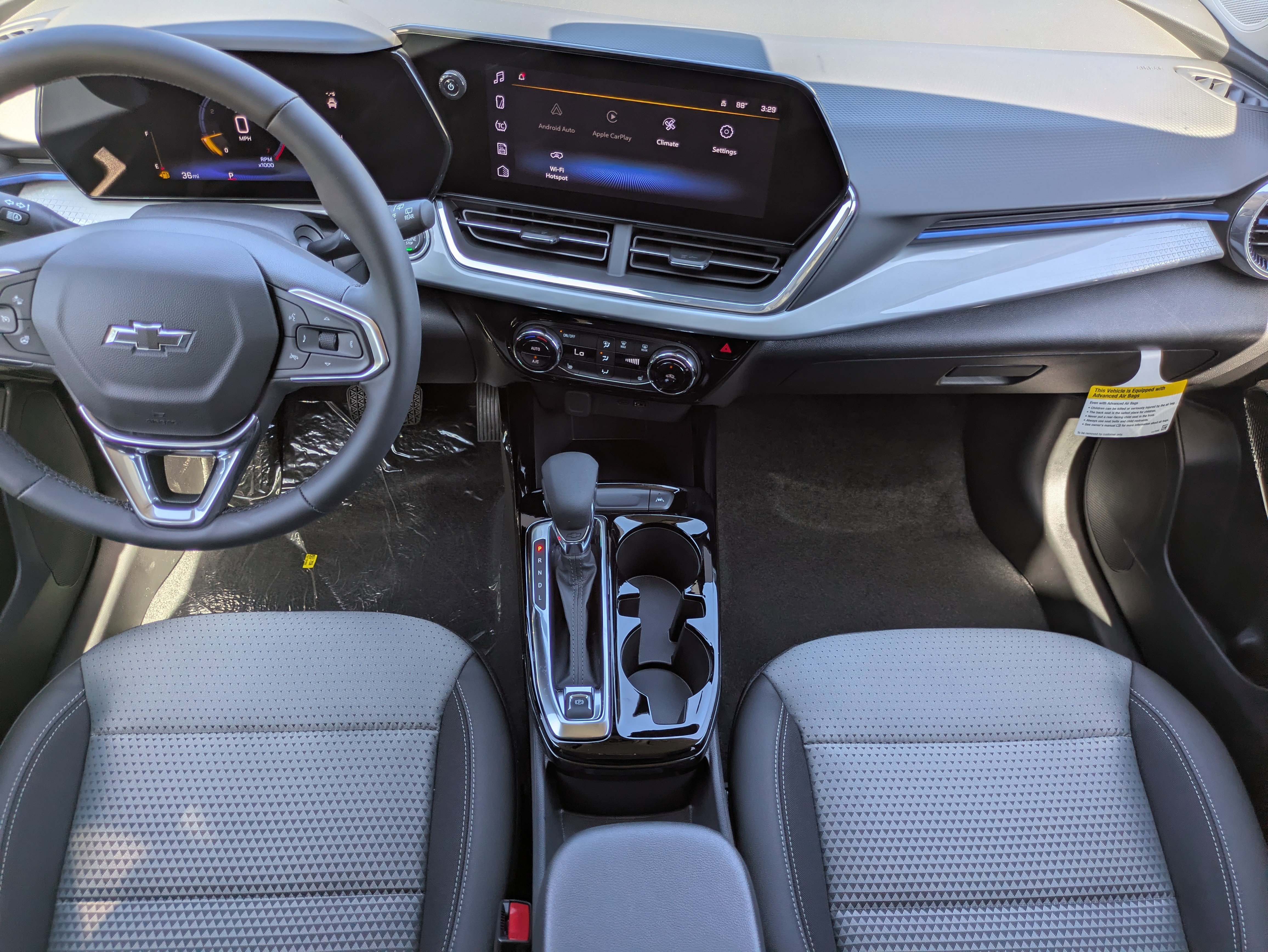 New 2026 Chevrolet Trax LT image 8