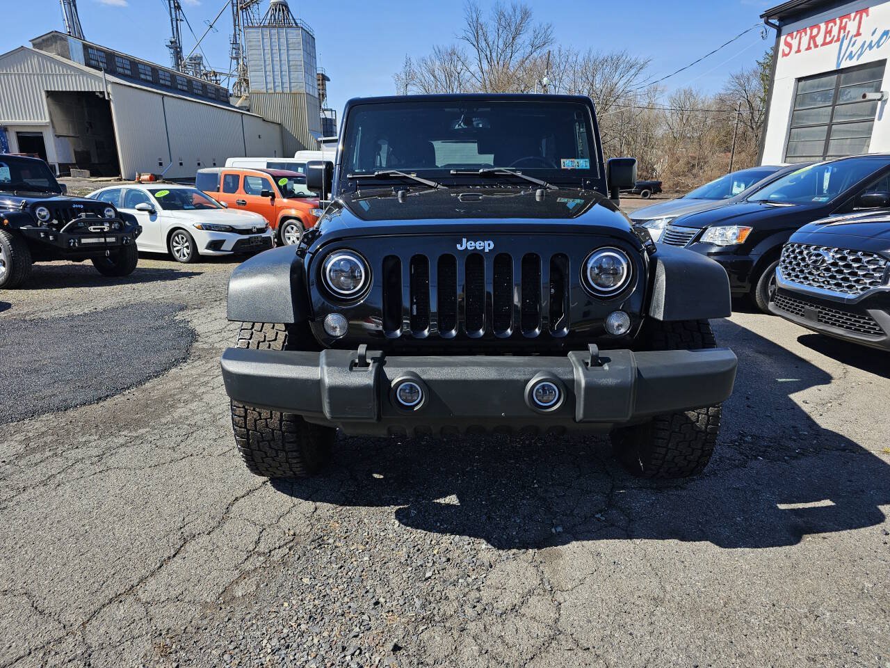 Used 2016 Jeep Wrangler Unlimited Sport w/ Quick Order Package 24S AWD/4WD image 2