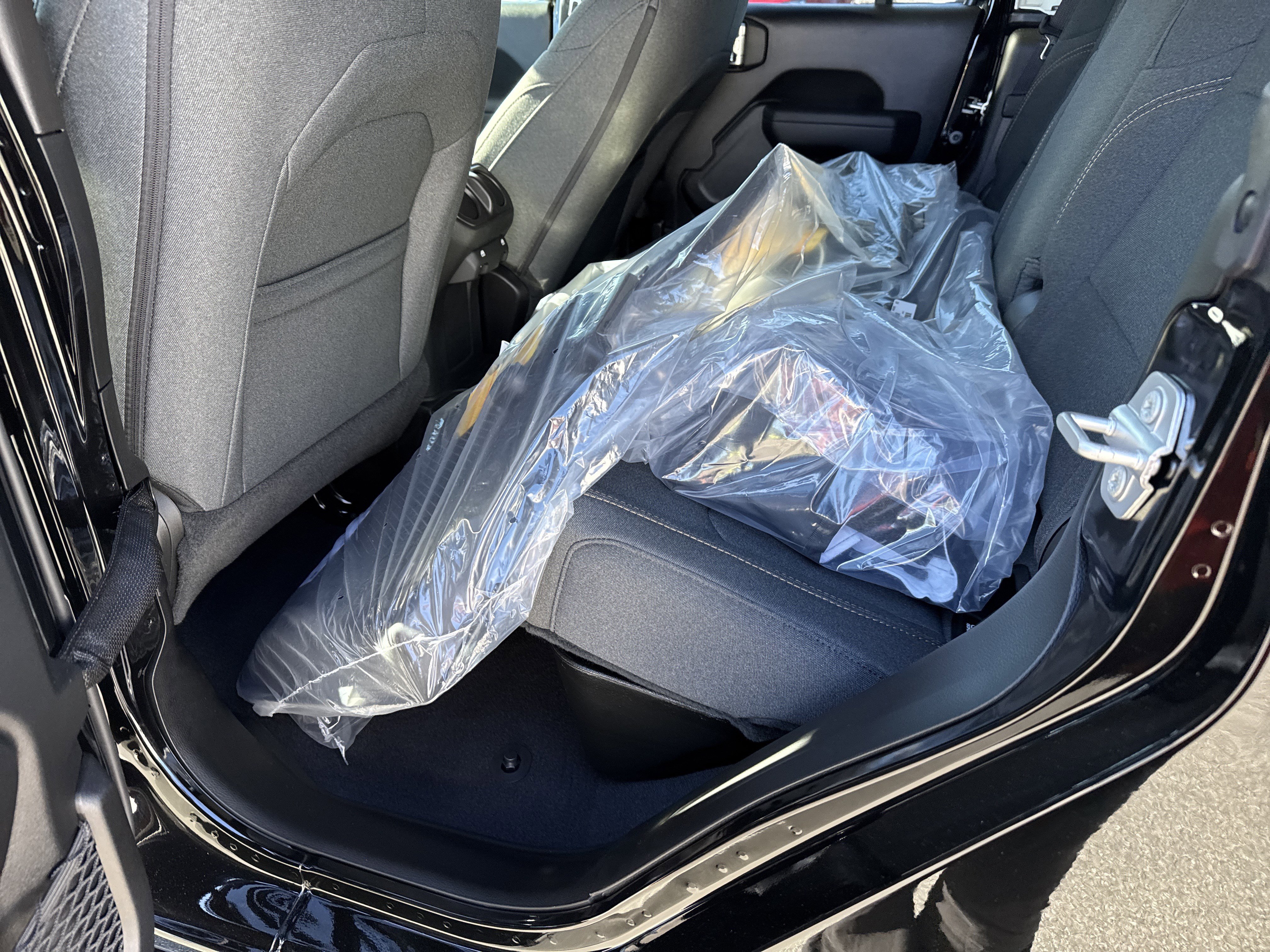 New 2025 Jeep Gladiator Sport image 24