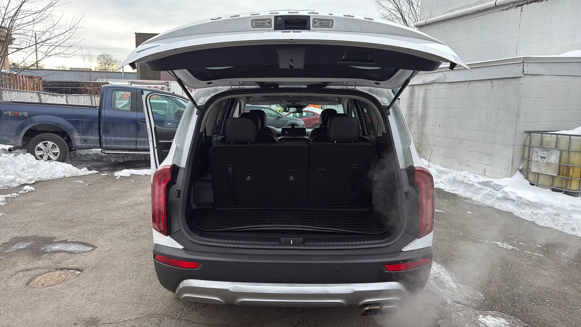 Used 2022 Kia Telluride S AWD/4WD image 27
