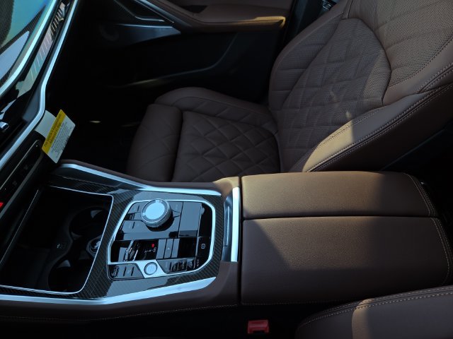 New 2027 BMW X6 M60i AWD/4WD image 30
