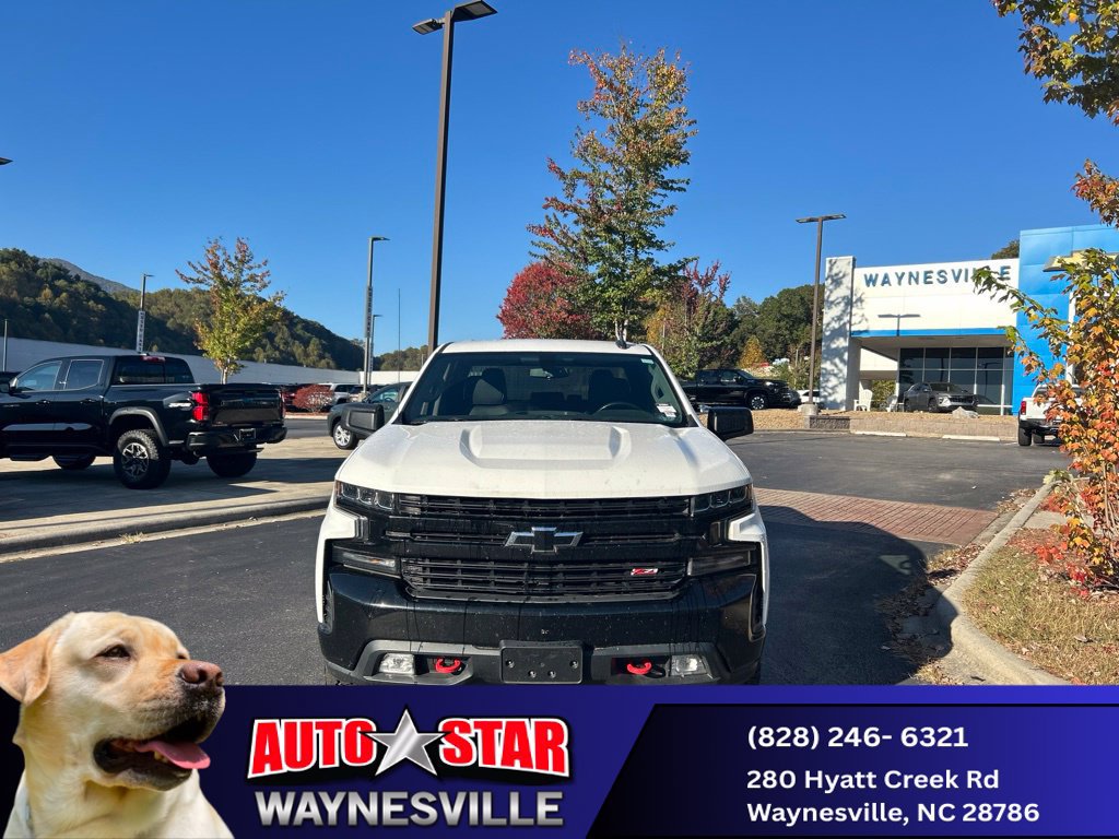 Used 2019 Chevrolet Silverado 1500 LT Trail Boss w/ Convenience Package AWD/4WD image 2