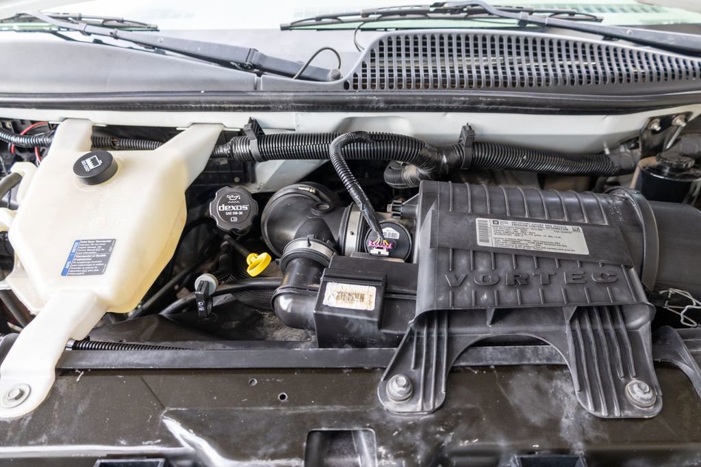 Used 2014 Chevrolet Express 3500 RWD image 17