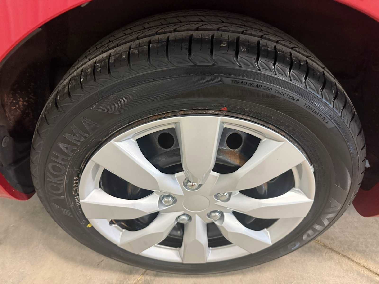 Used 2012 Toyota Corolla LE FWD image 13