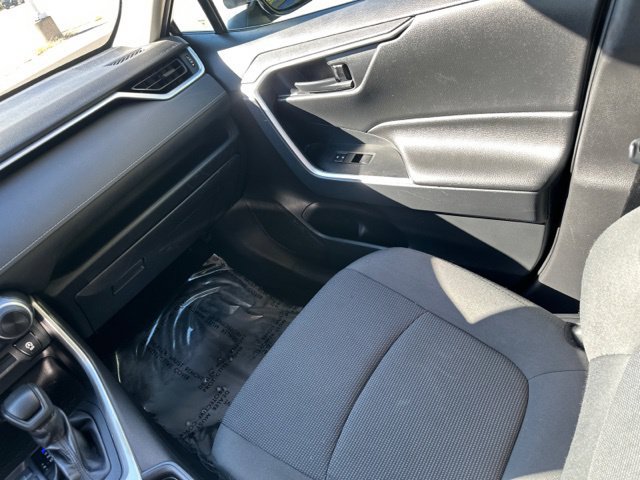 Certified 2019 Toyota RAV4 LE w/ All Weather Liner Package AWD/4WD image 21